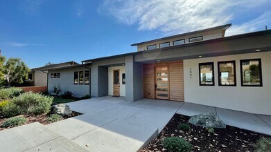 Building Photo - 3001 Bahia Ct