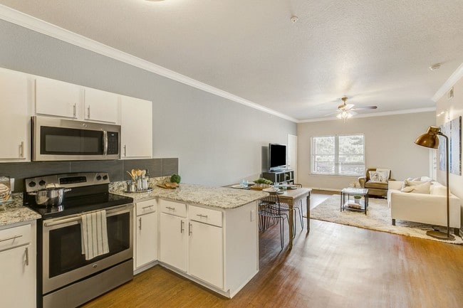 Photo - Timberlinks At Denton Apartments