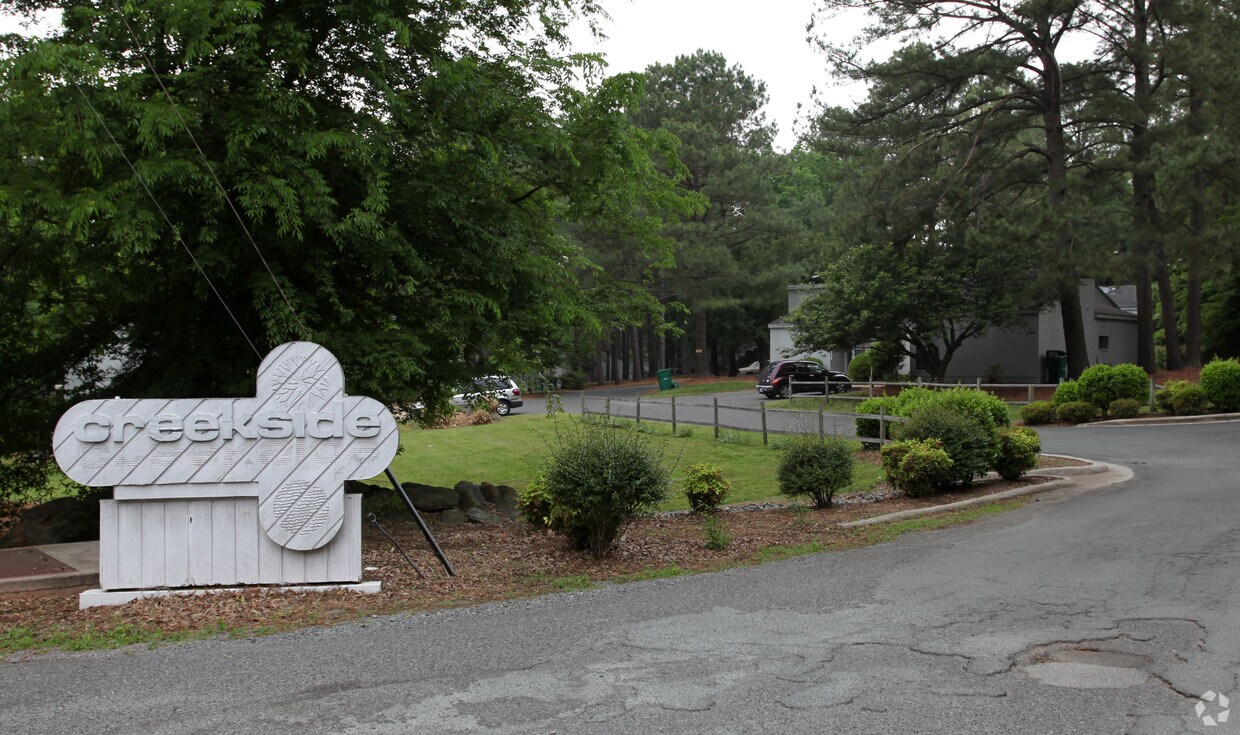 Creekside Apartments Apartments in Pittsboro, NC