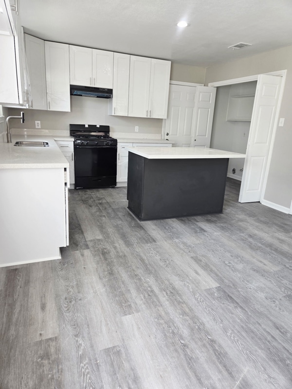 Building Photo - 7410 Woodoak Dr