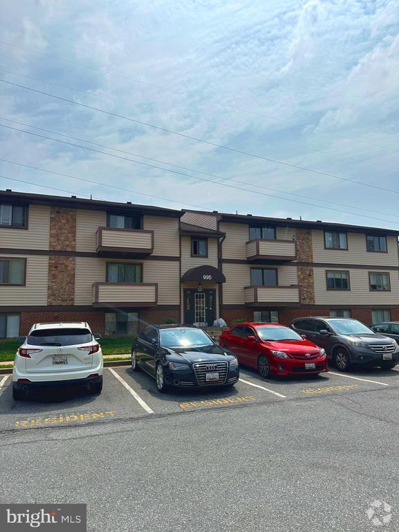 Building Photo - 995L Heather Ridge Dr