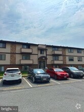Building Photo - 995L Heather Ridge Dr