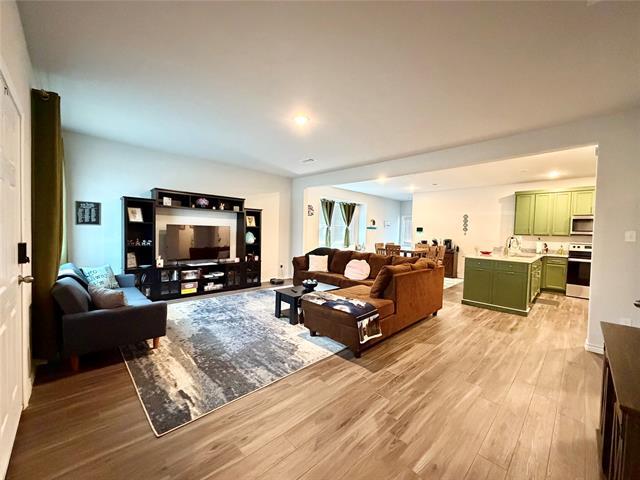 Foto del edificio - 5664 Shore Point Trl