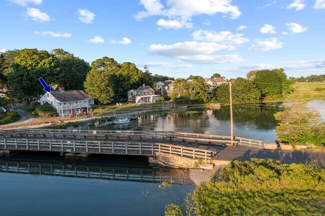 Foto del edificio - 85 Waterside Ln