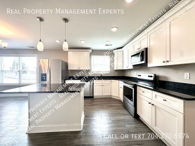 Building Photo - Beautiful 3BR/2BA Ranch in Kannapolis!