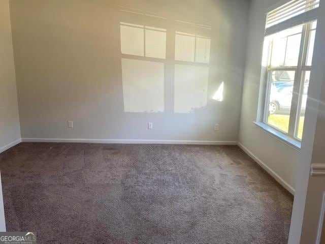 Building Photo - 5650 Mirror Lake Dr