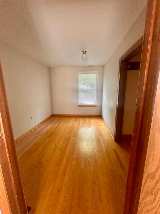 Foto del edificio - 731 W 16th St