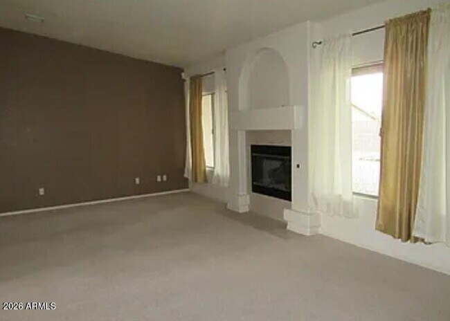 Foto del edificio - 2839 Greenbrier Rd