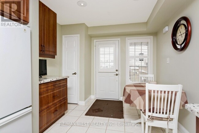 Photo du bâtiment - 66 Manley Ln