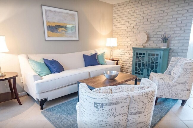 Foto del edificio - 7637 Harwin Drive Unit 40