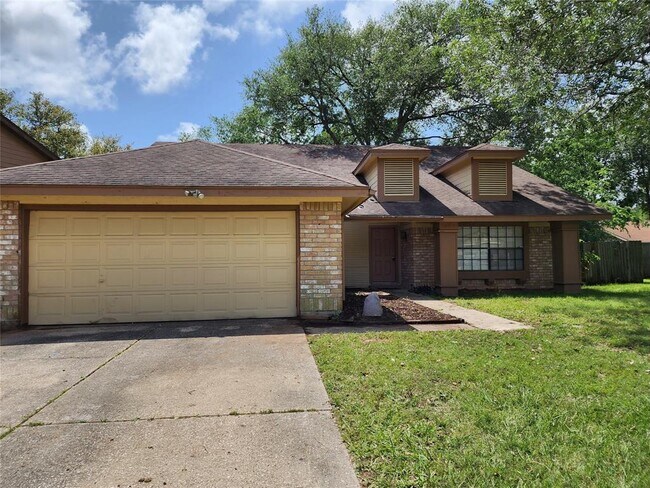 Building Photo - 18511 Tynecreek Ln