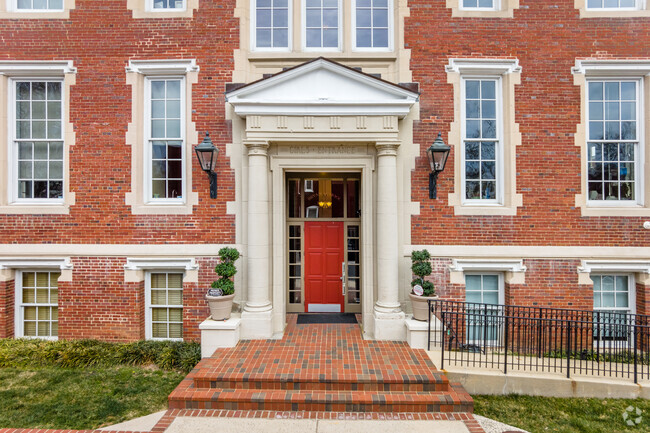 Entrance - Bryan School Lofts