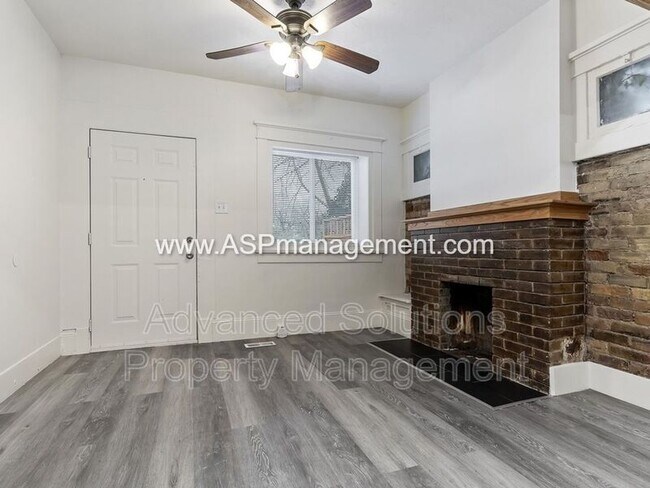 Building Photo - 567 S 800 E