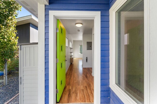Foto del edificio - New Space Available on West Side of Bozeman