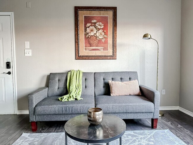 Foto del edificio - 6225 Saratoga Blvd