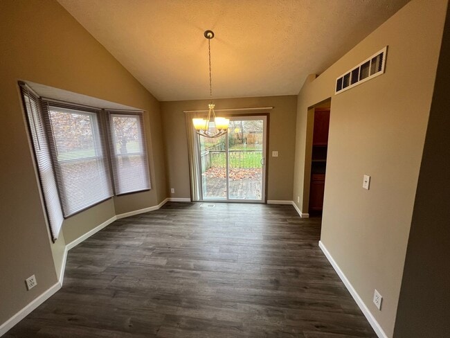 Foto del edificio - Charming 3-bedroom, 2-bathroom