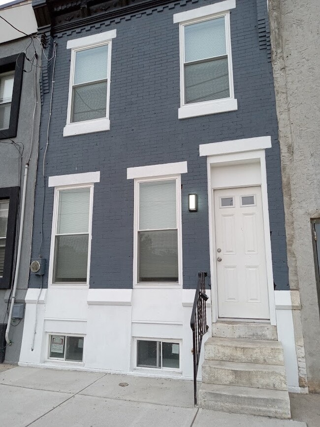 Photo - 1204 S 35th St House