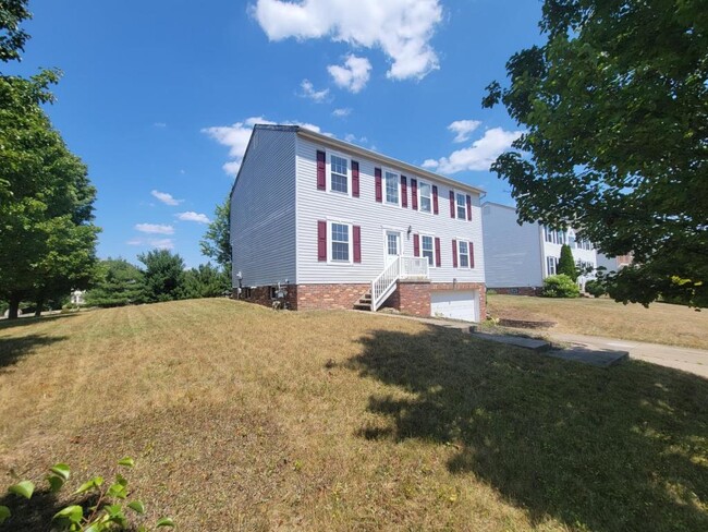 Building Photo - 101 Hemlock Ct