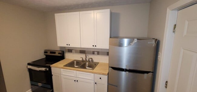 Foto del edificio - 2888 Parrott Ave NW