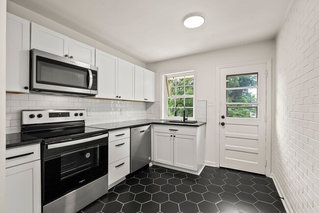 Interior Photo - Highland Commons