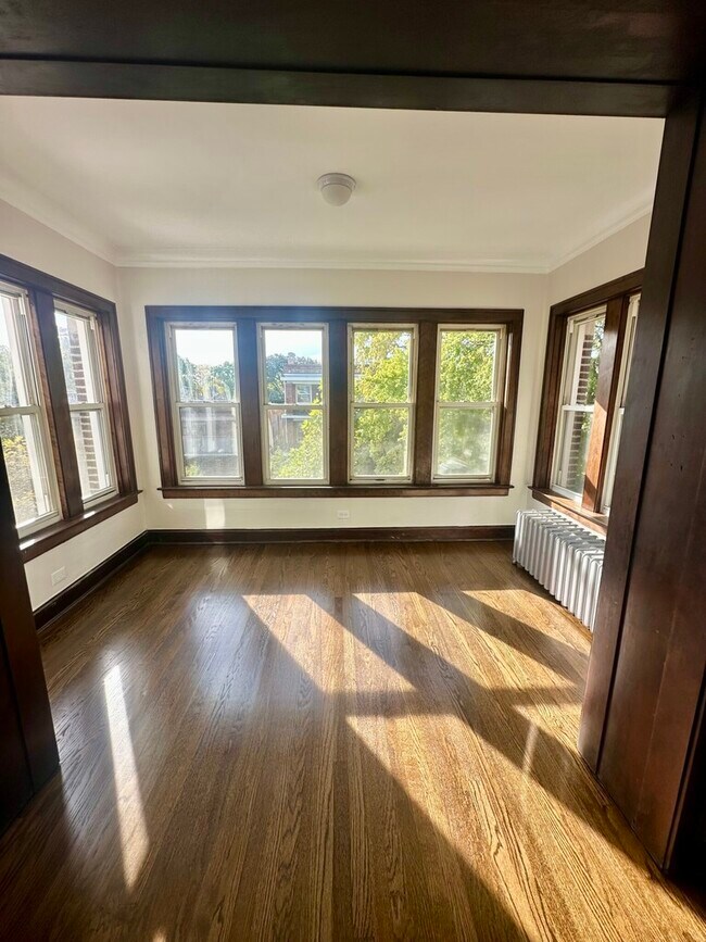 Foto del edificio - 1310 W Thorndale Ave