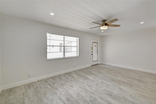Foto del edificio - 87 Normandy Ln