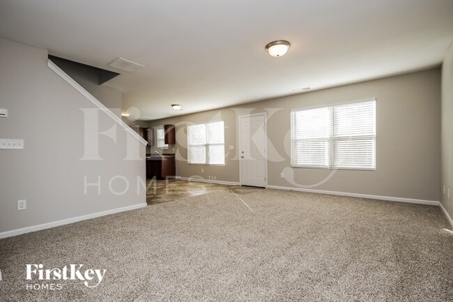 Building Photo - 185 Betty Ann Ln