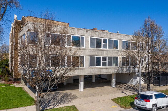 Foto del edificio - 2834 W Addison St