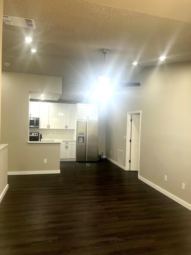 Foto del edificio - 10360 Fox Trail Rd S