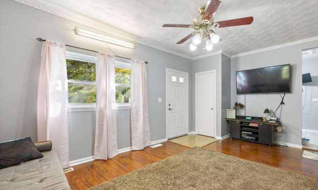 Photo - 12200 Lanham Severn Rd House