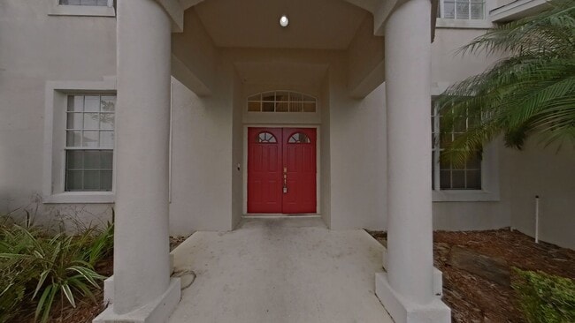 Photo - Spacious 6-Bedroom Pool Home with Open Floor Plan & Private Master Suite