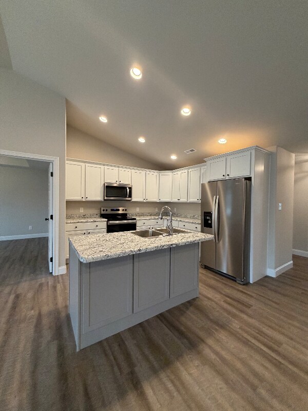 Building Photo - 2615 Parkers Mdw Ln