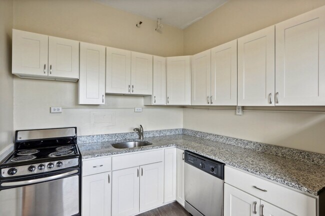 Foto del edificio - 1482 Beacon St