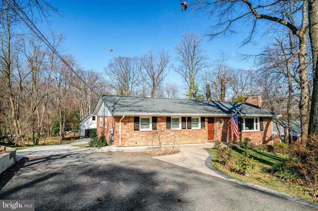 Photo - 6608 Spring Valley Dr House