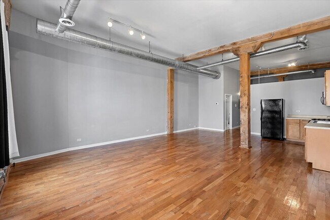 Building Photo - 1822 S Bishop St