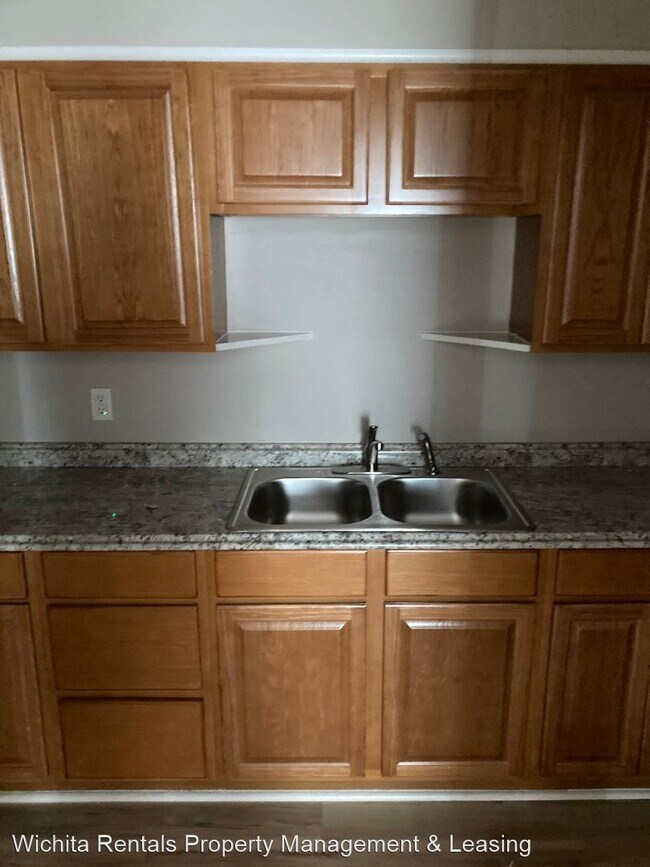 Building Photo - 1 br, 1 bath House - 412 E. Indianapolis A...