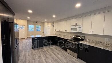 Building Photo - 360 N 300 W