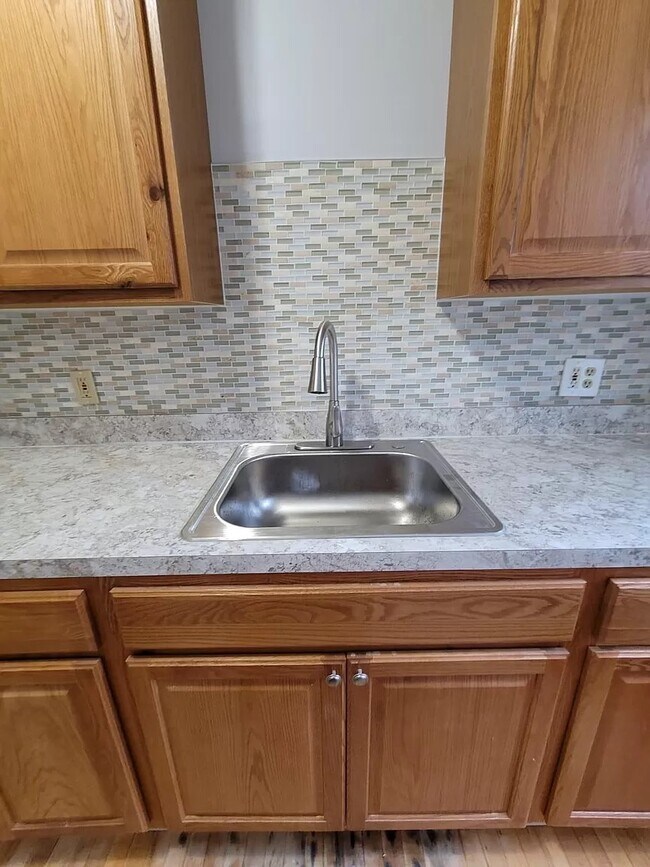 Foto del edificio - 1546 Anne Ave