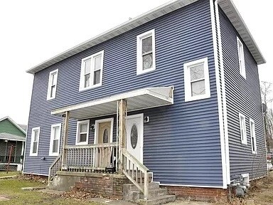 Front Right Side #2 - 111 E Stanton St