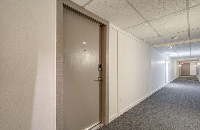 Building Photo - 1309 Kirkwood Dr