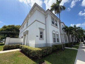 Building Photo - 4096 SW 158th Ave