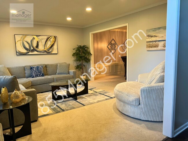 Foto del edificio - Spacious 4BR Home in Lake Orion Schools – ...