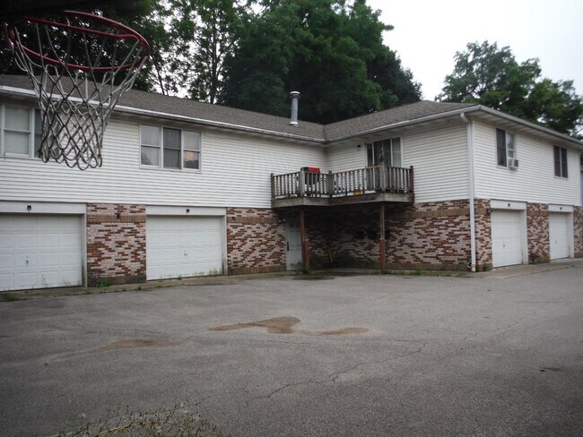 Building Photo - 523 Terrace St