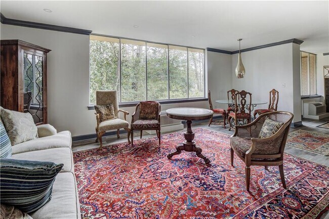 Foto del edificio - 2637 Peachtree Rd NE