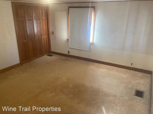 Building Photo - 4 br, 1 bath House - 2241 Havens Corners Rd.