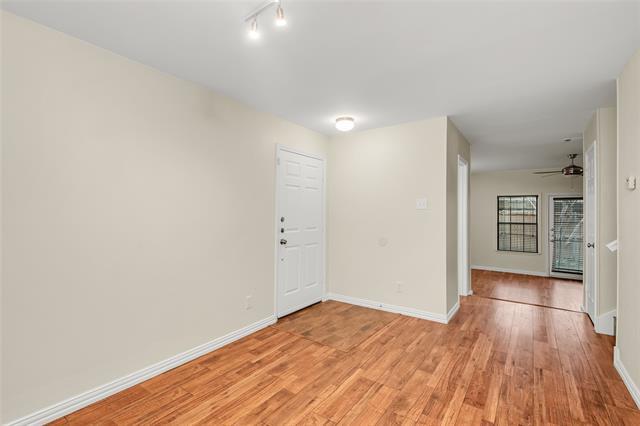 Foto del edificio - 3635 Garden Brook Dr