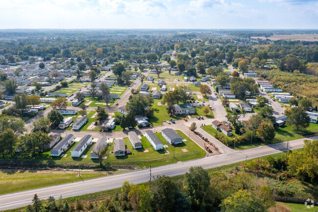 Willow Green Mobile Homes - Apartments in Monroe, MI | Apartments.com