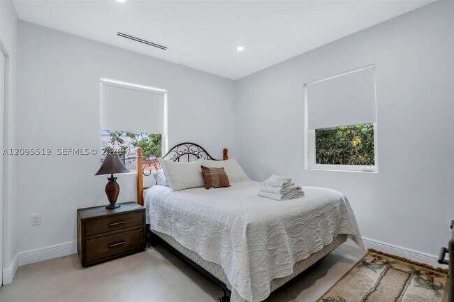 Foto del edificio - 1636 SW 9th St