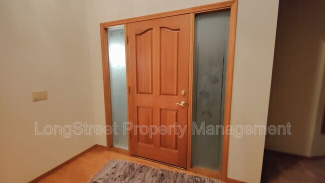 Foto del edificio - 20640 NW Yoncalla Ct