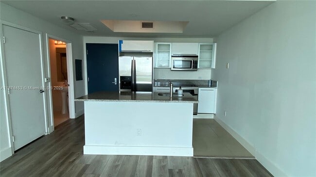 Foto del edificio - 888 Biscayne Blvd